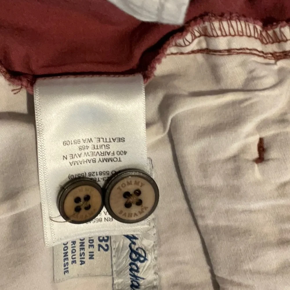 Tommy Bahama 8” Chino Shorts - Men’s Size 32 - Red Bordeaux - Cotton Blend